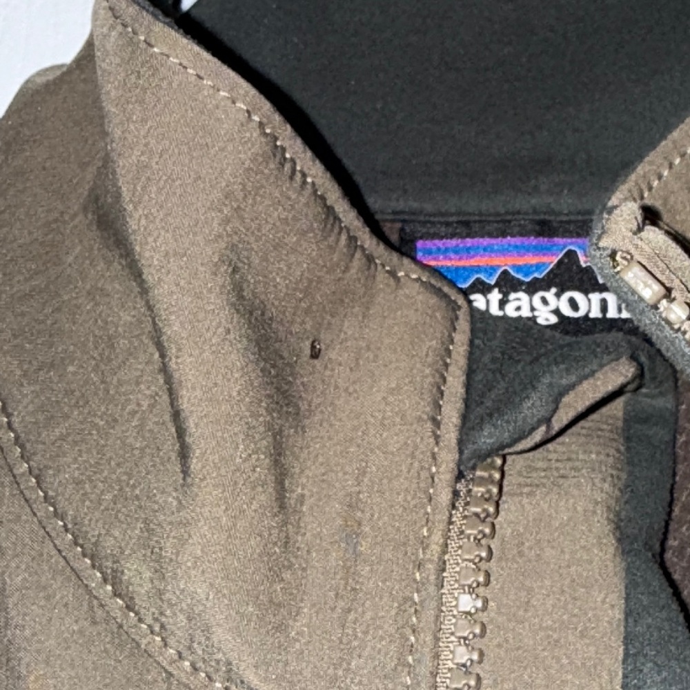 Patagonia Brown Performance Jacket with High Collar - Picture 7 of 7